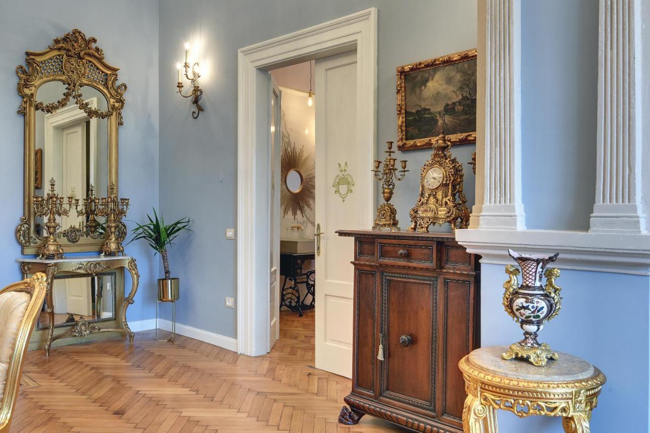 Demartini Palace Apartment Pula