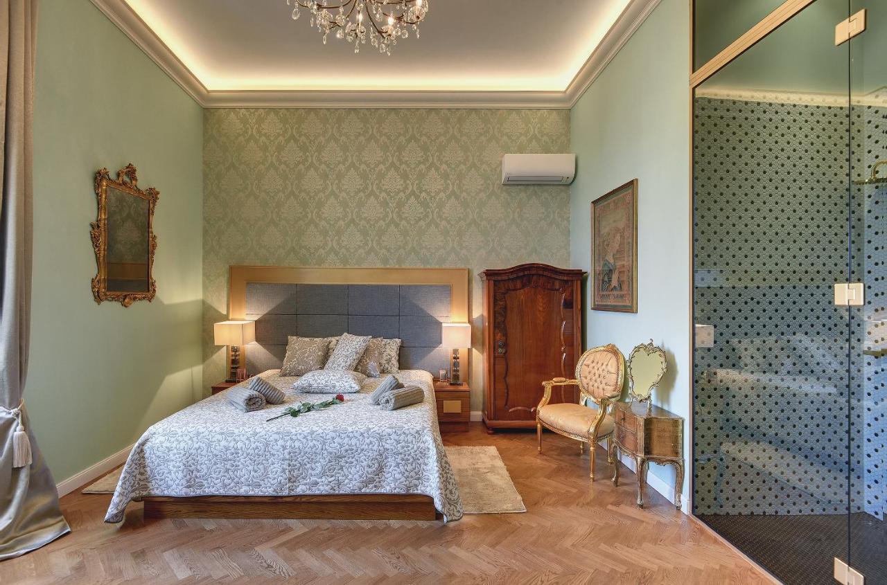 Apartment Demartini Palace Pula